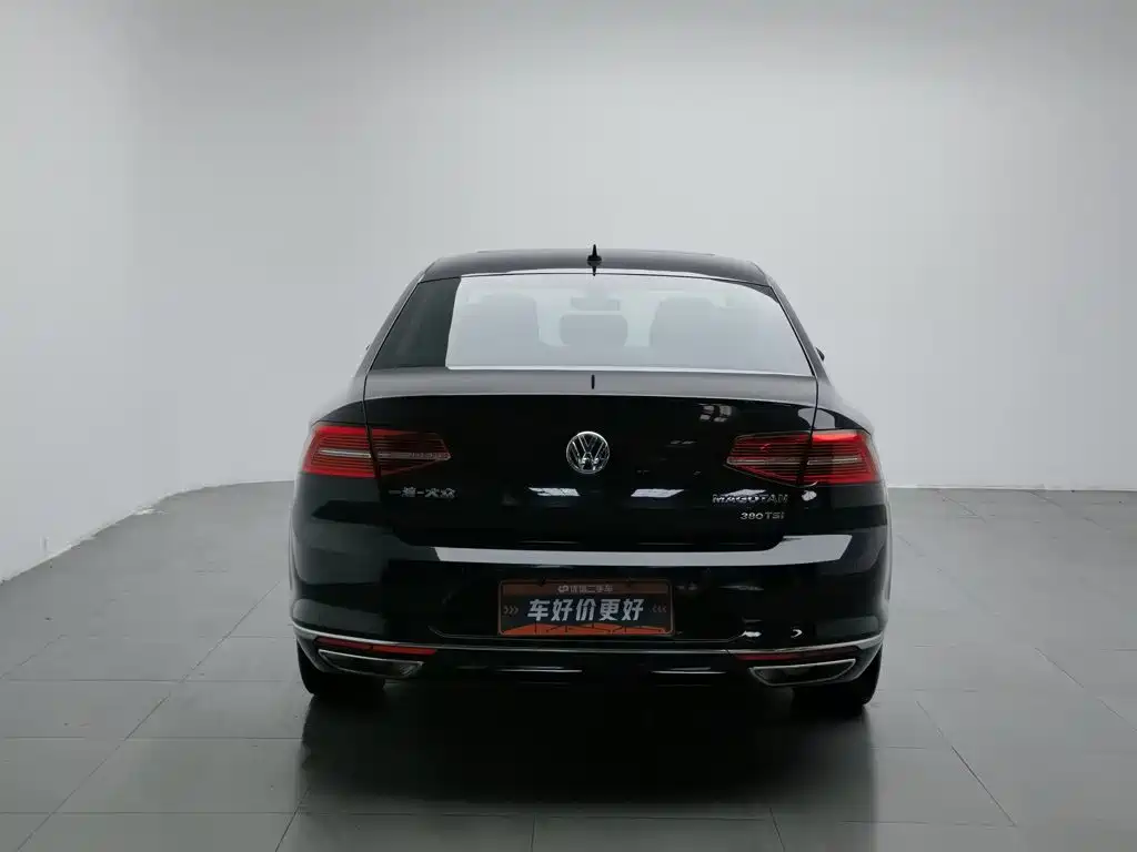Photo 4 - Volkswagen Magotan