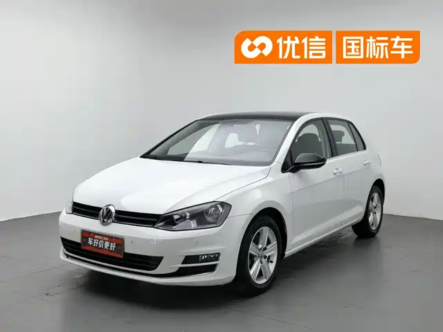 Volkswagen Golf 2017 230TSI Auto Comfort Millionth Anniversary Edition — фото 1