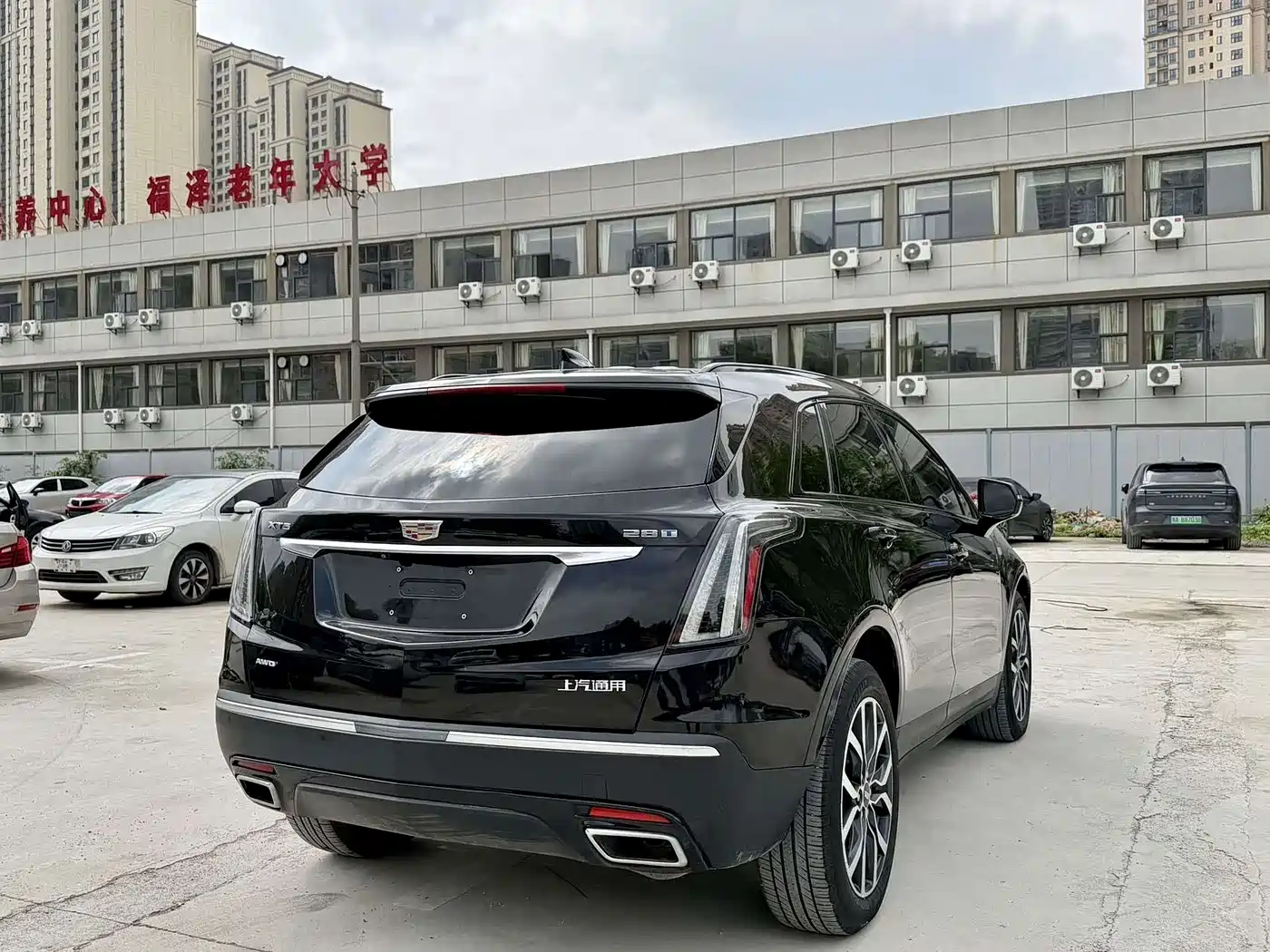 Фото 7 - Cadillac XT5