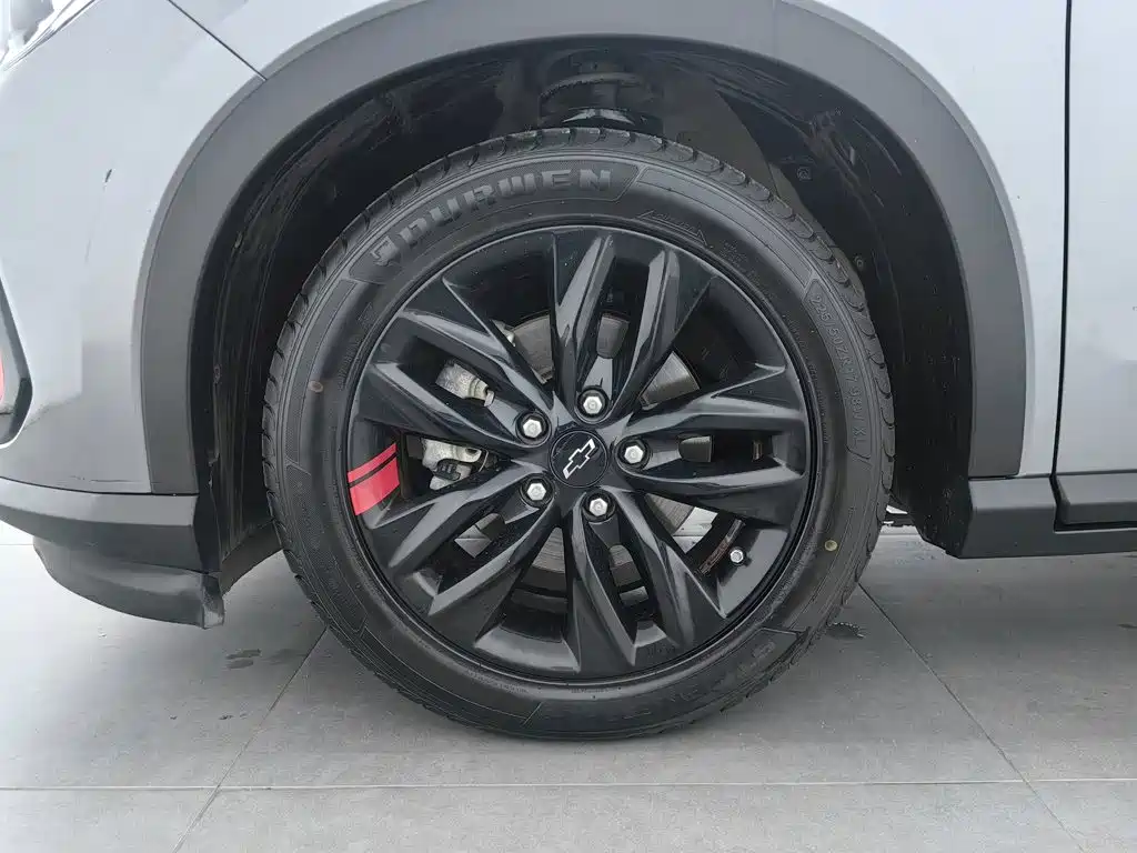 Photo 17 - Chevrolet Volando