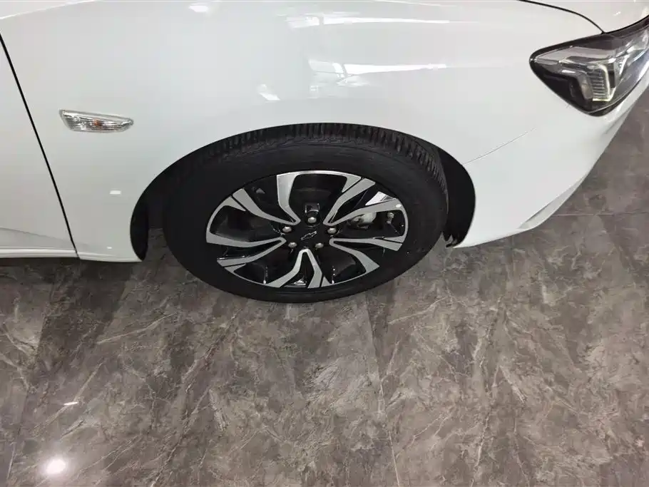 Chevrolet Monza 2020 Mild Hybrid RS 330T Automatic Smooth Edition фото 6