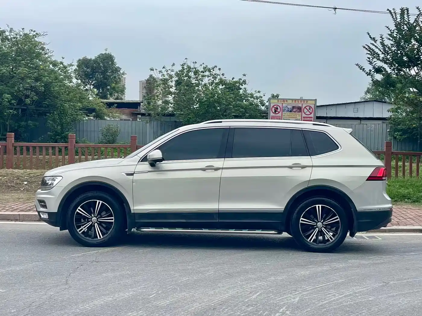 Volkswagen Tiguan L 2019 330TSI Automatic 2WD Panorama Comfort Edition China VI фото 10