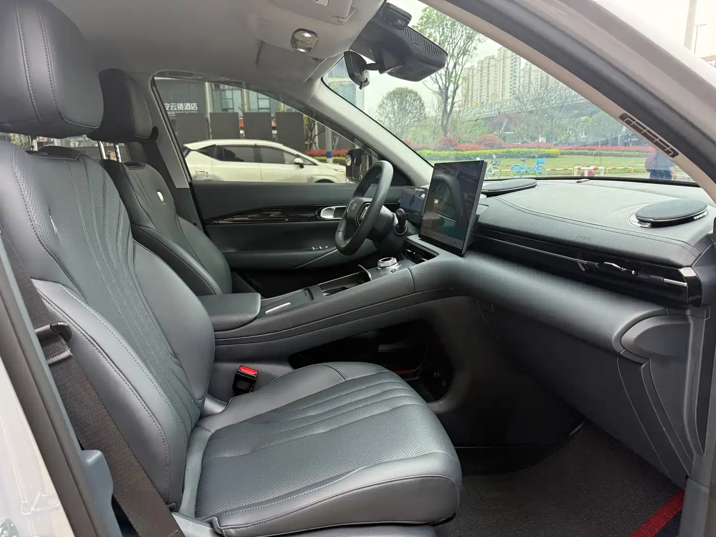 GEELY GALAXY GALAXY E5