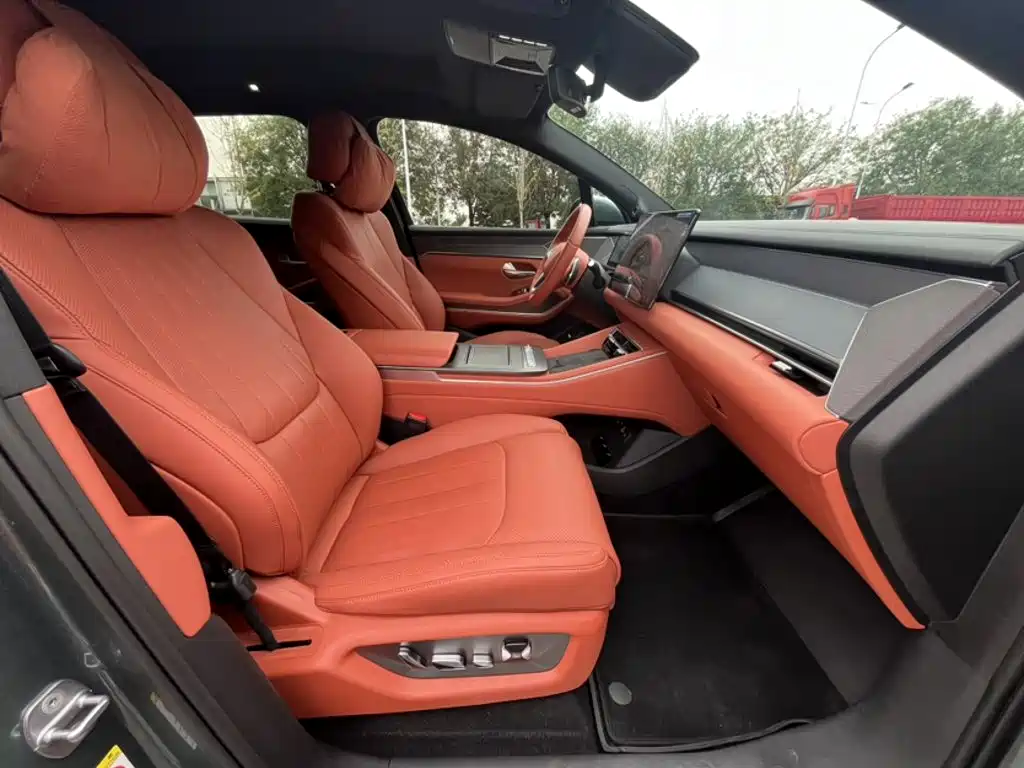 BYD Tang L 2025 2025 DM 175KM Drone Player Edition