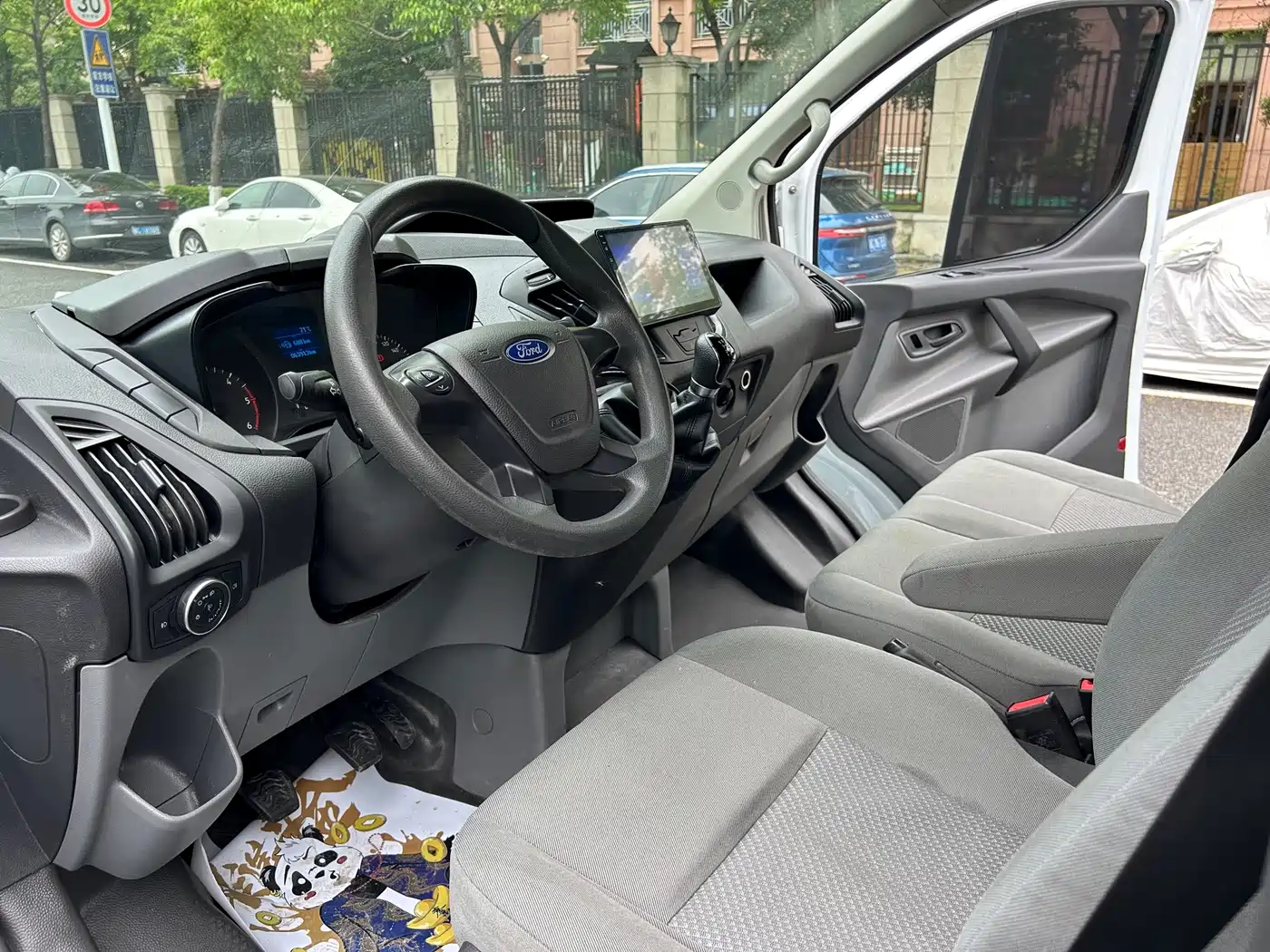Ford Transit 2021 2019 2.0T Diesel Multi-Purpose Commercial Vehicle Short Wheelbase Low Roof 6-Seater China VI