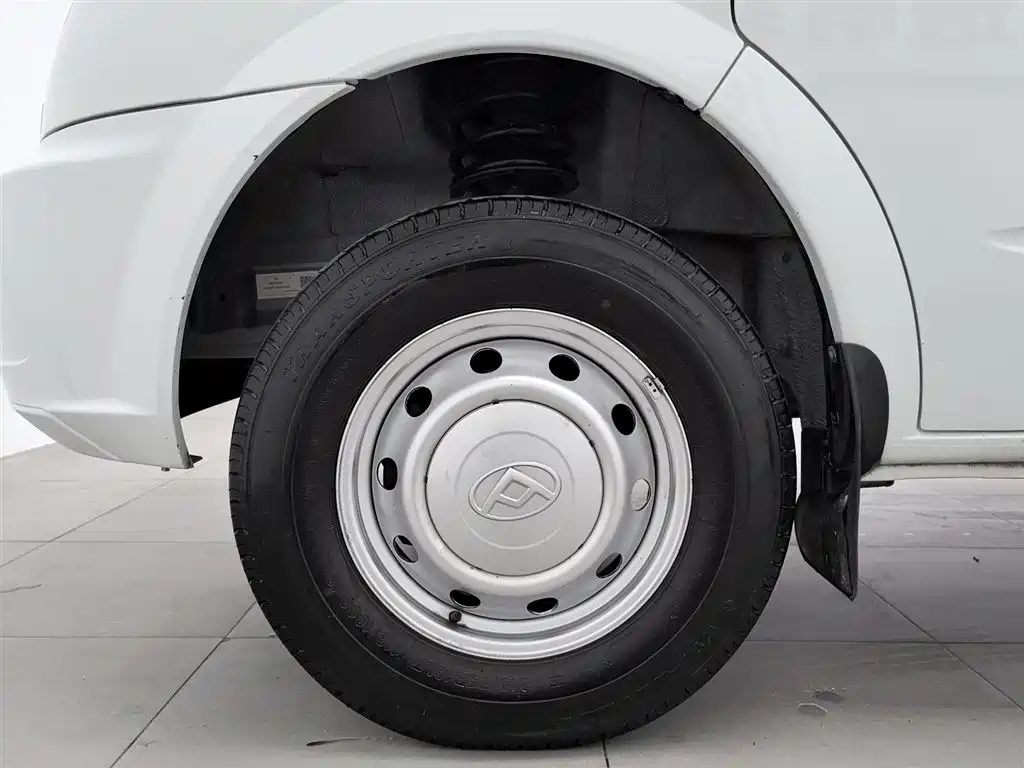 SAIC MAXUS XINTU V80