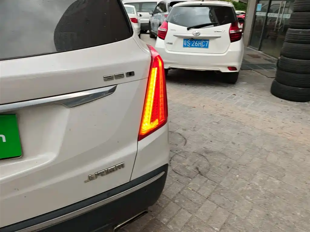 Cadillac XT5 2018 25T Luxury фото 8