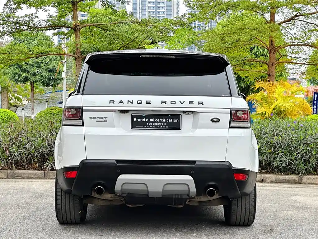 Land Rover Range Rover Sport фото 7
