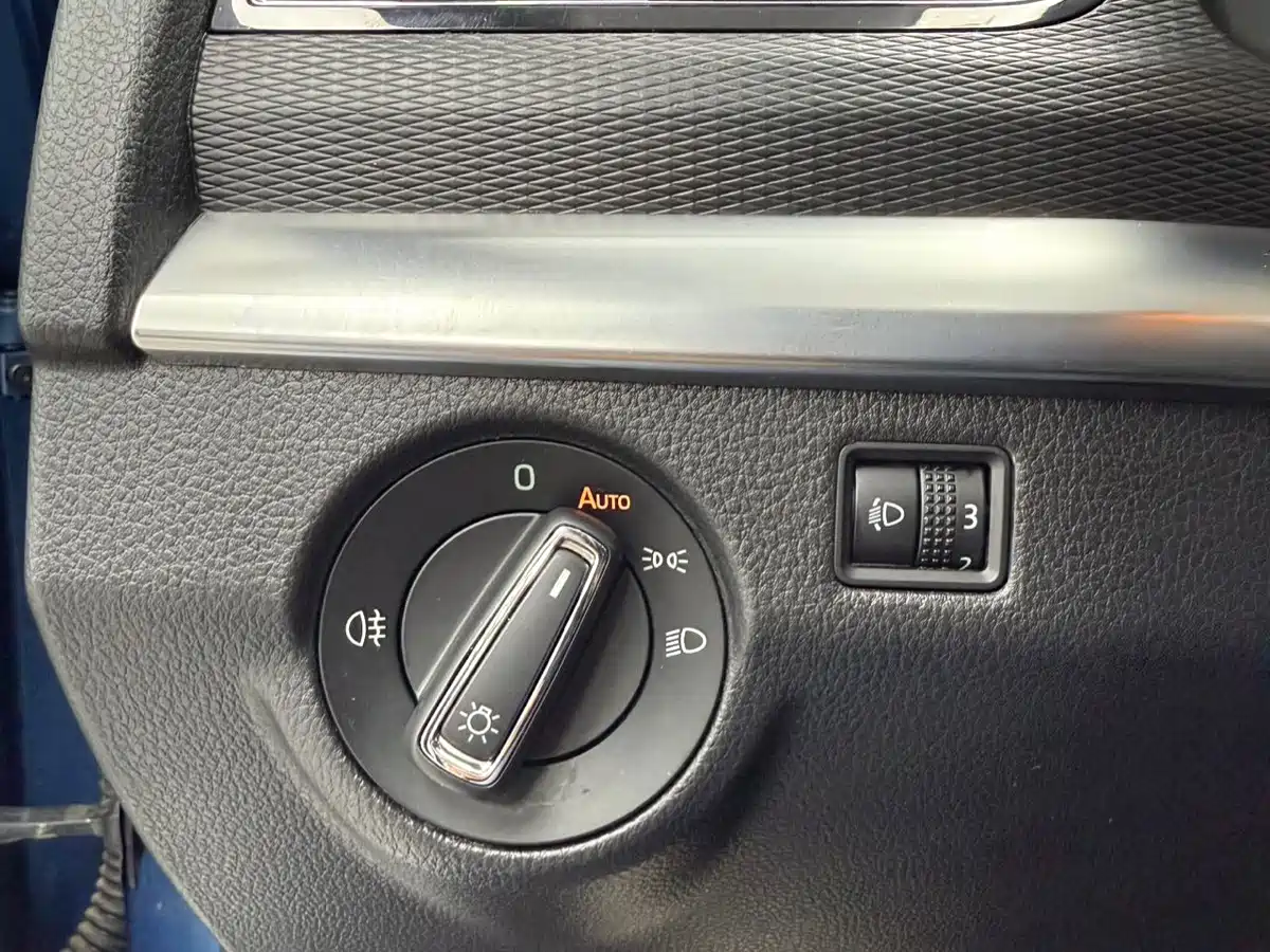 Škoda Kamiq 2022 1.5L Automatic Comfort Edition фото 13
