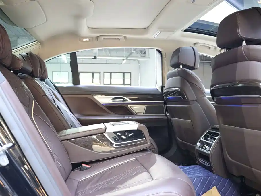 BMW 7 Series 2021 2021 Model 730Li Luxury Package