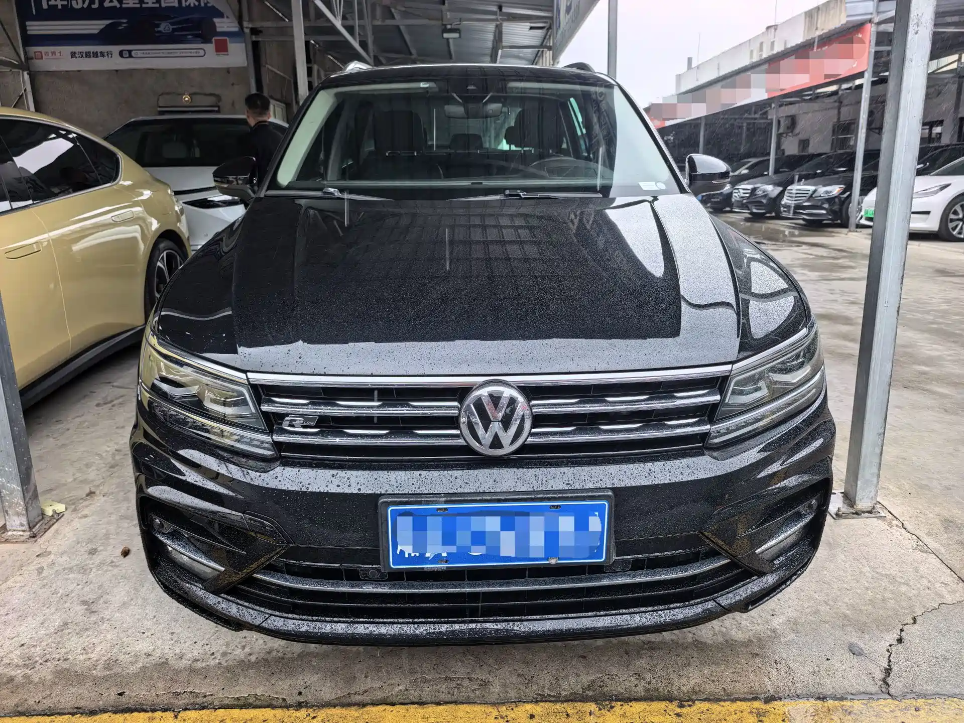 Фото 2 - Volkswagen Tiguan