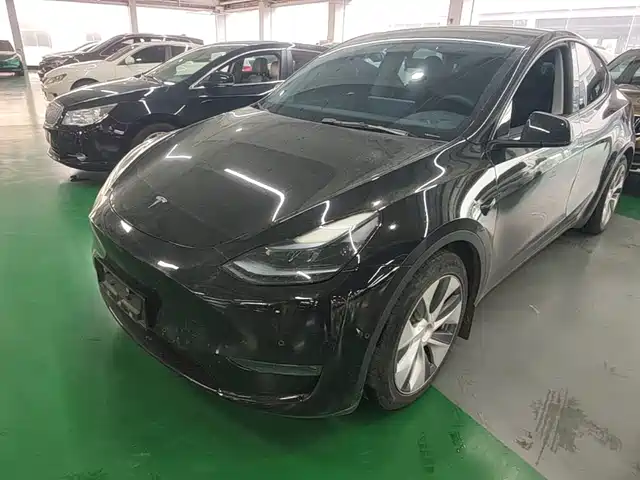 Tesla Model Y Рестайлинг, увеличенный запас хода, полный привод
