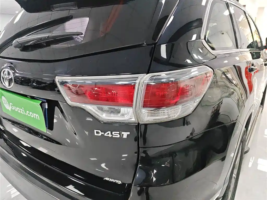Toyota Highlander 2017 2.0T 4WD Elite 7-Seater фото 24