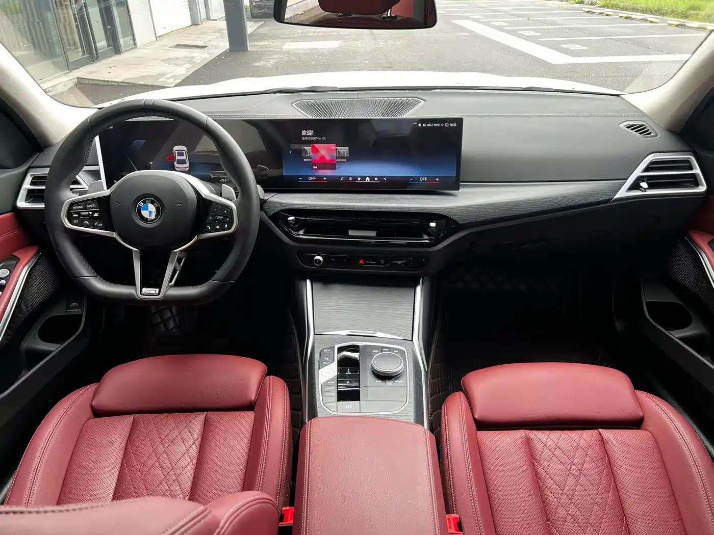 BMW 3 Series 2025 325Li M Sport Package фото 5