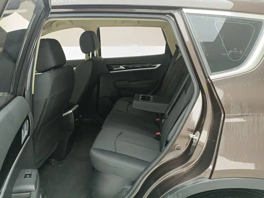 Dongfeng Aeolus Dongfeng Fengshen AX7 2015 2015 2.0L Automatic Smart Joy
