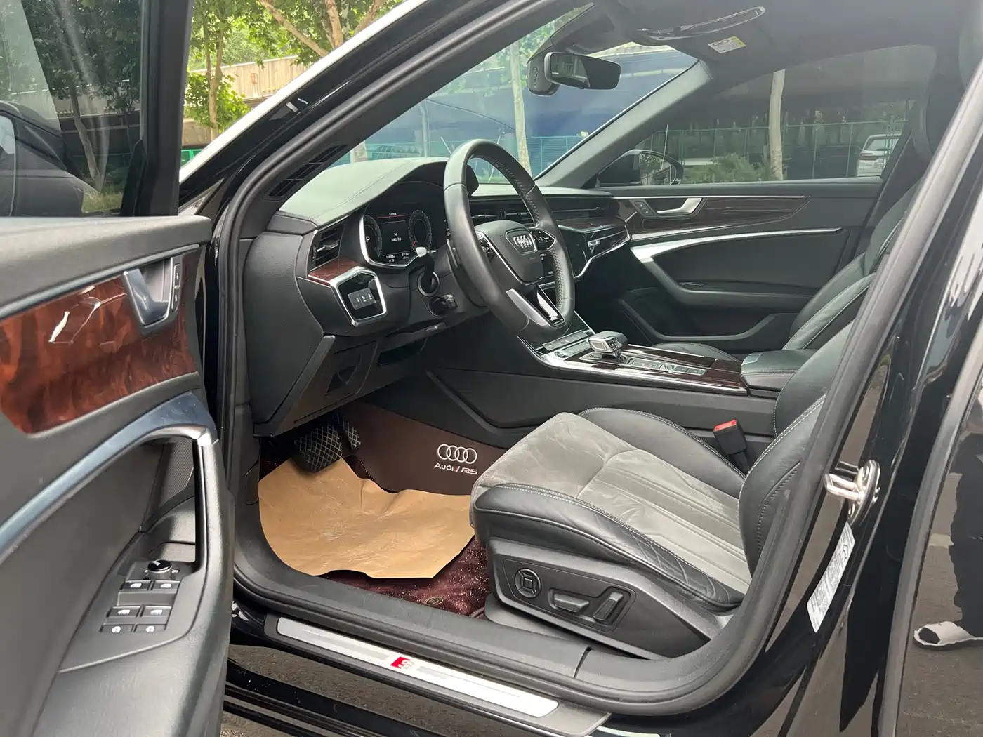 Audi A6L 2021 40 TFSI Luxury Sport фото 9