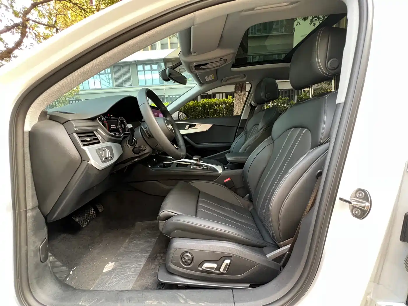 Audi A4L 2024 40 TFSI Luxury Dynamic фото 6