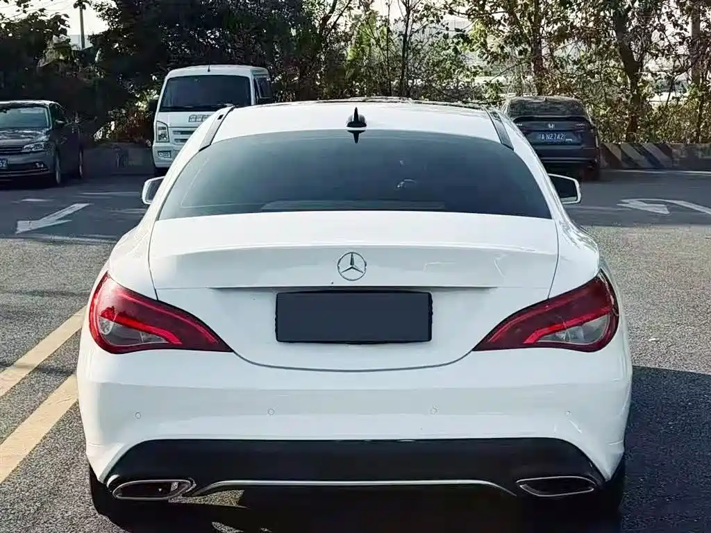 Mercedes-Benz CLA (Import) 2017 Facelift CLA 200 Style фото 8