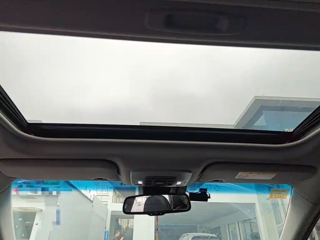 Toyota Camry 2021 2.5S Feng Shang Edition фото 25