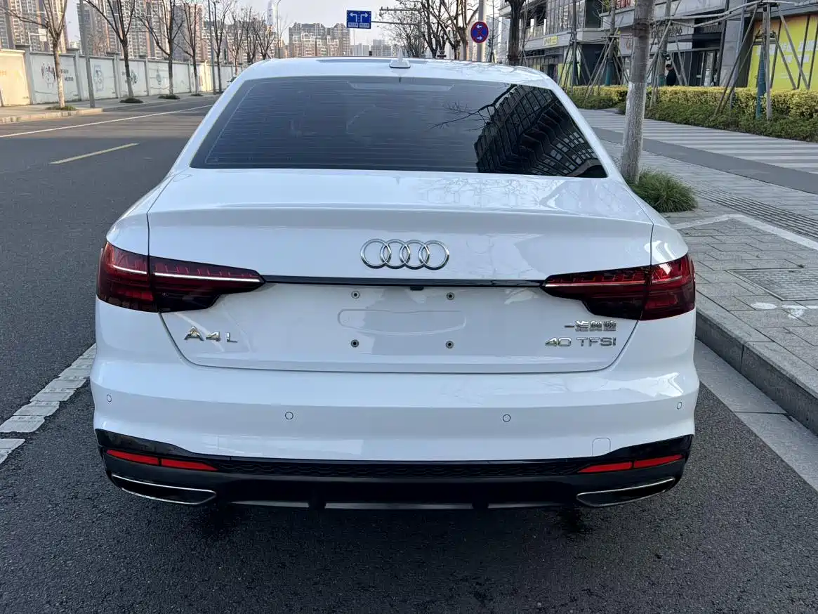 Audi A4L 2024 40 TFSI Luxury Dynamic фото 16