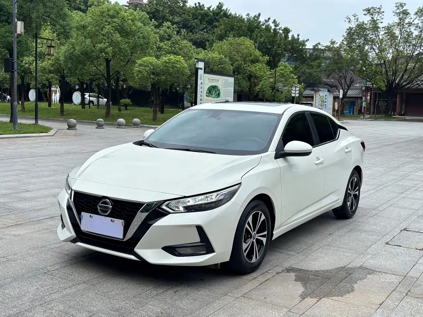 Nissan Sylphy 2022 1.6L XL CVT Delight Edition
