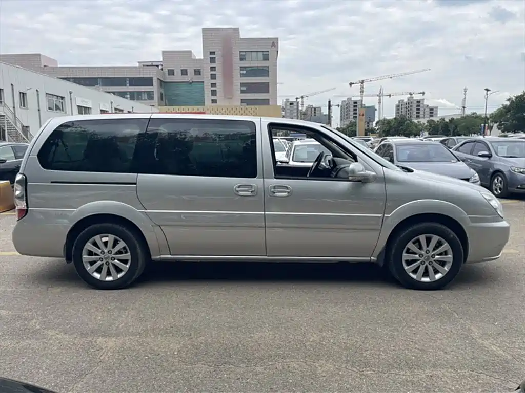 Buick GL8 2014 2.4L Classic Edition фото 5