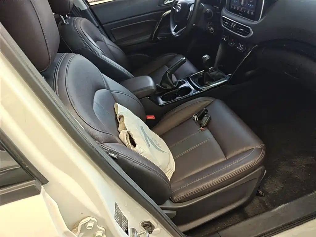 GAC Trumpchi Trumpchi GS4 2018 235T Manual 2WD Elite Edition фото 25