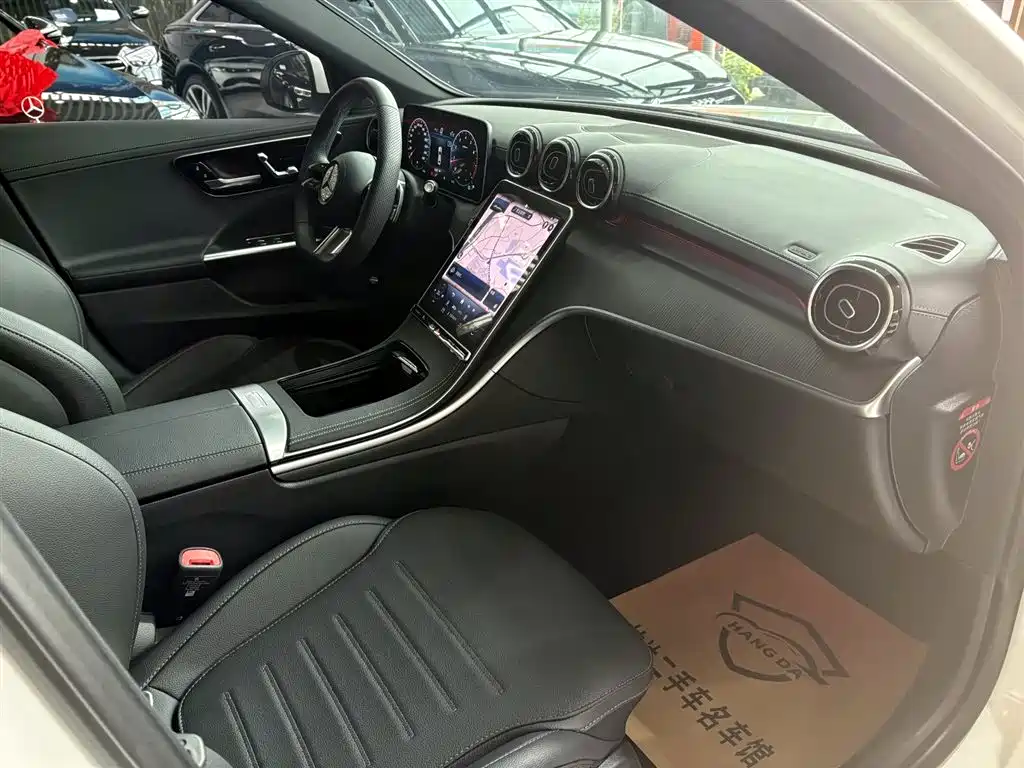 Mercedes-Benz C-Class 2023 Facelift C 200 L Sport Edition фото 12