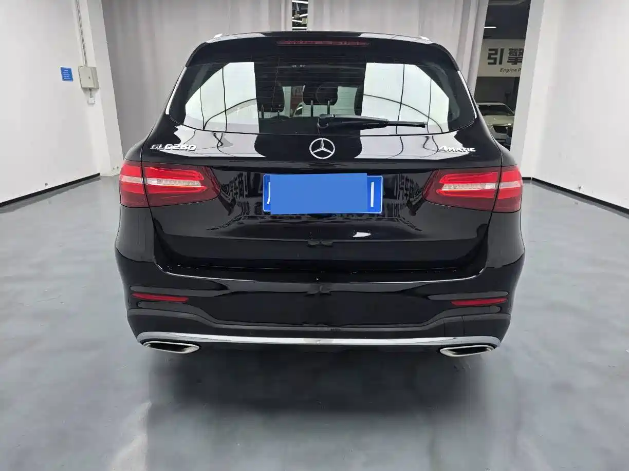 Mercedes-Benz GLC 2018 Facelift GLC 260 4MATIC Dynamic фото 8