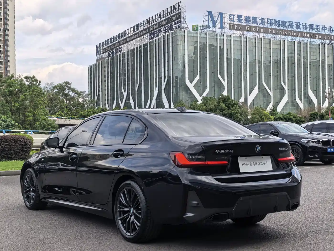 BMW 3 Series 2024 325Li M Sport Shadowline Package фото 6