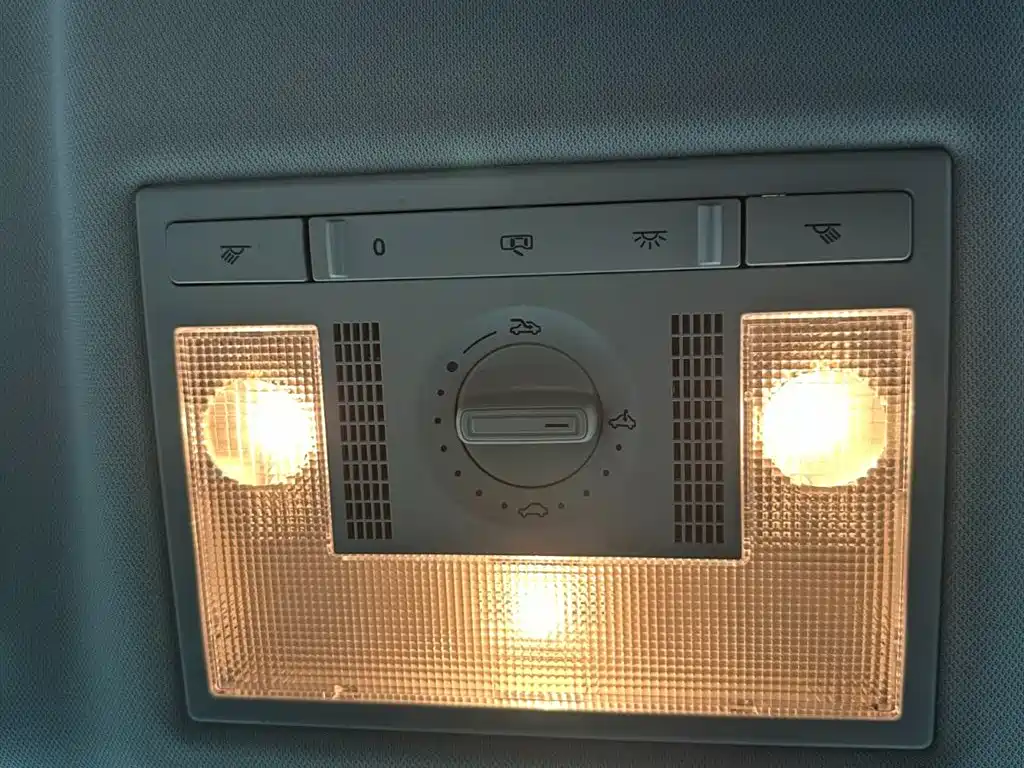 Škoda Kamiq 2022 1.5L Automatic Comfort Edition фото 21