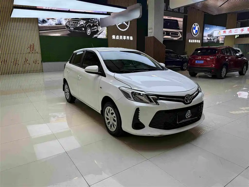 Фото 3 - Toyota Vios FS