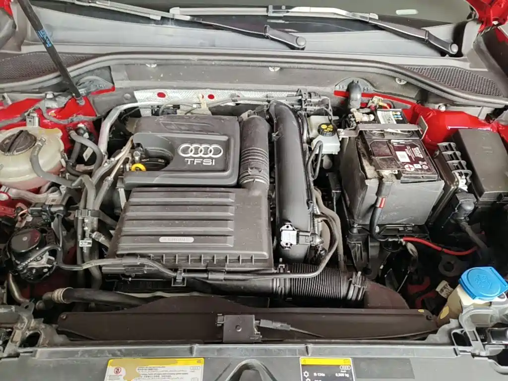 Audi Q2L 2019 2018 35 TFSI Launch Exclusive Edition China VI