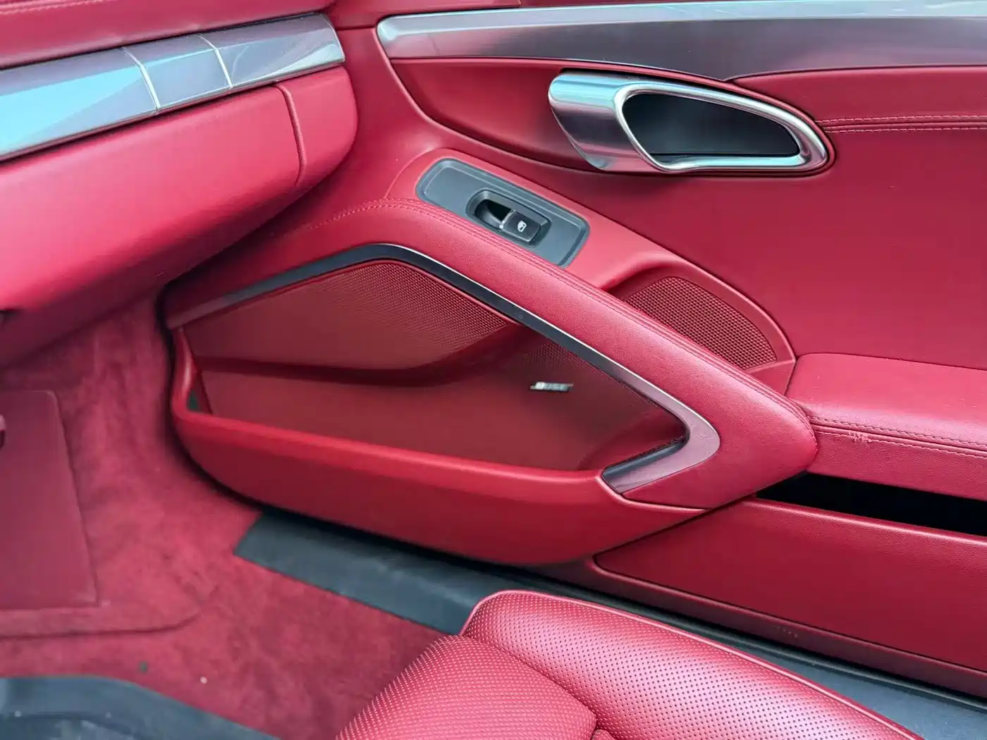 Photo 10 - Porsche 718