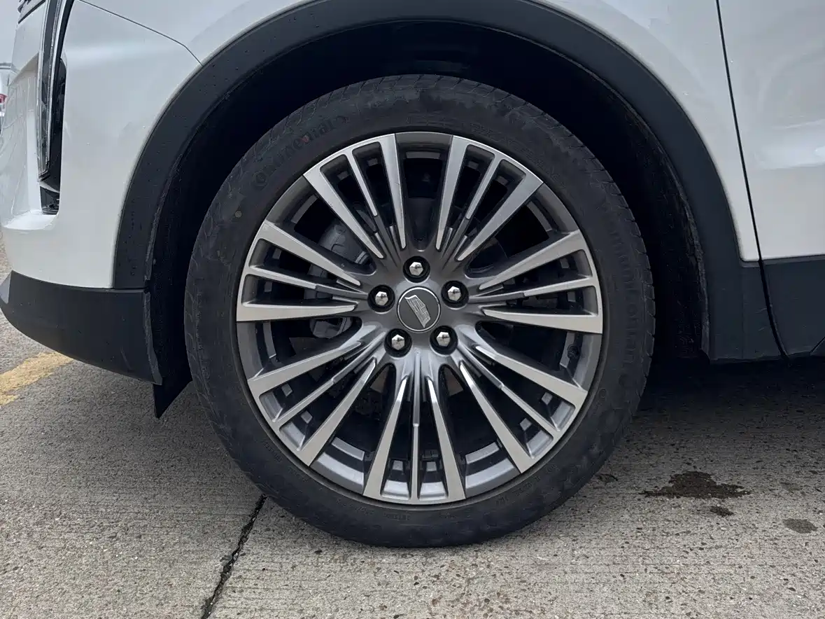 Cadillac XT4 2024 28T 2WD Premium фото 7