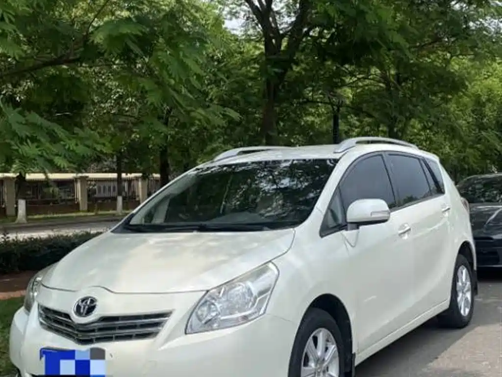 Toyota E'Z 2015 180E CVT Crossover Edition