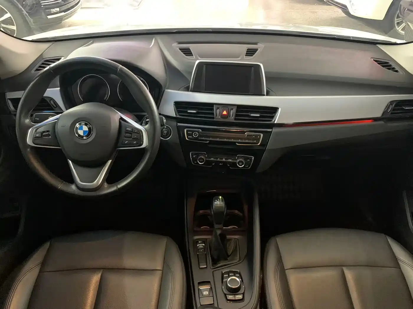 BMW X1 2019 sDrive18Li Fashion Model фото 5