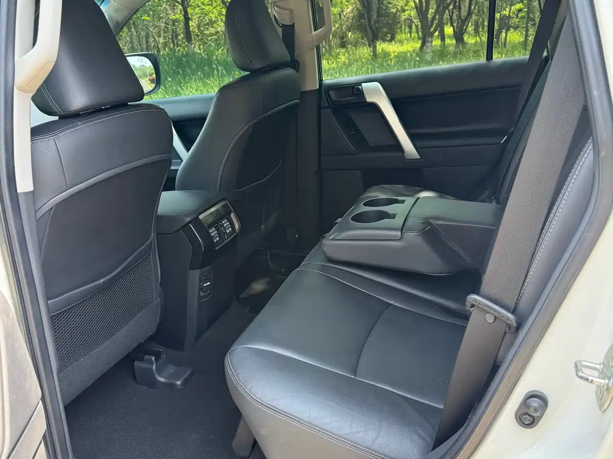 Toyota Prado 2016 2.7L Auto Standard Edition фото 8