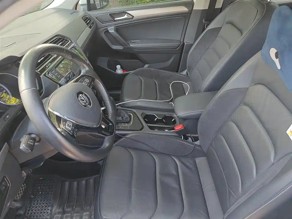 Volkswagen Tiguan L 2018 330TSI Automatic 2WD Luxury Edition фото 8