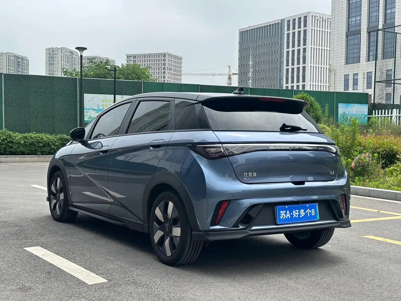 BYD Dolphin 2025 520km Knight Edition фото 5
