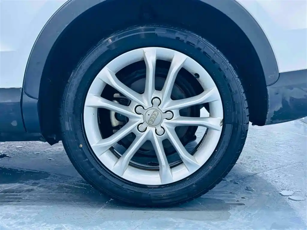 Audi Q3 2015 30 TFSI Progressive фото 13