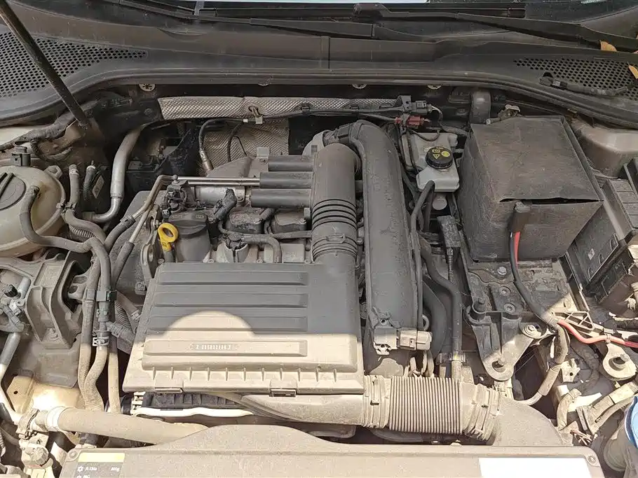 Volkswagen Golf 2016 230TSI Automatic Comfort фото 10