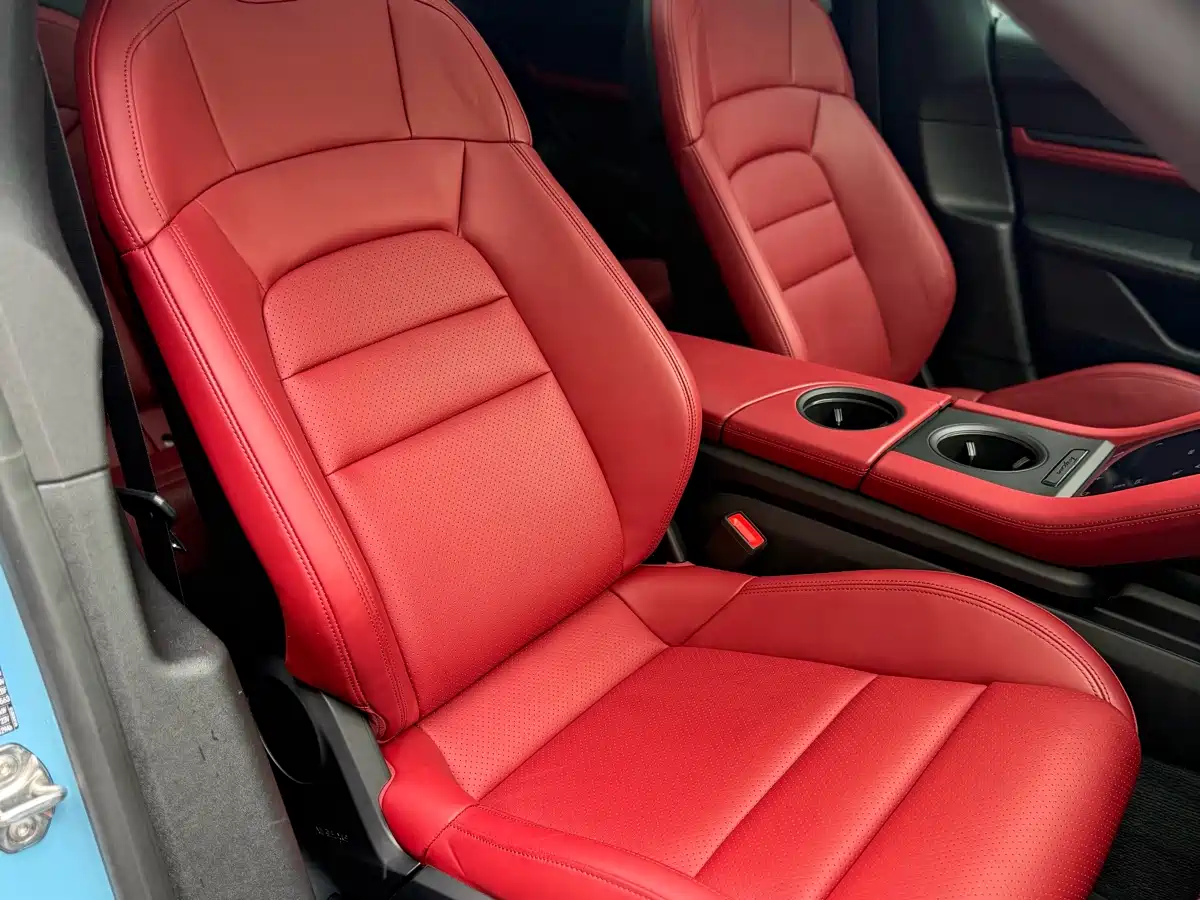 Porsche Taycan 2019 Taycan 4S фото 23