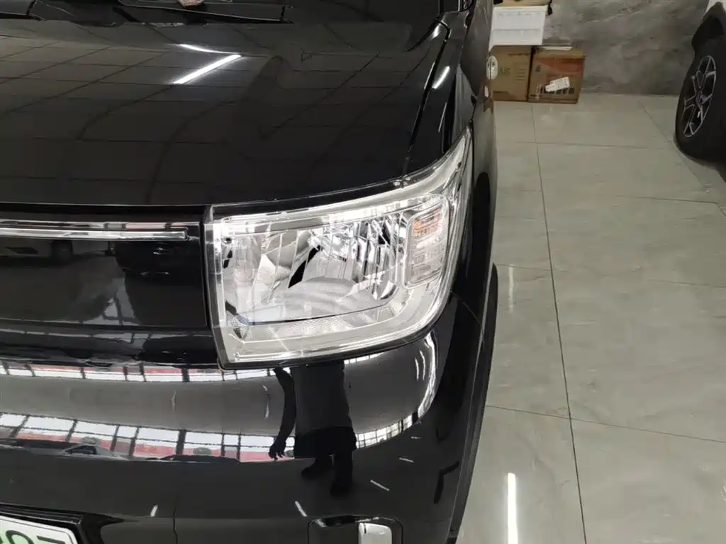Фото 24 - Wuling Motors Hongguang MINIEV
