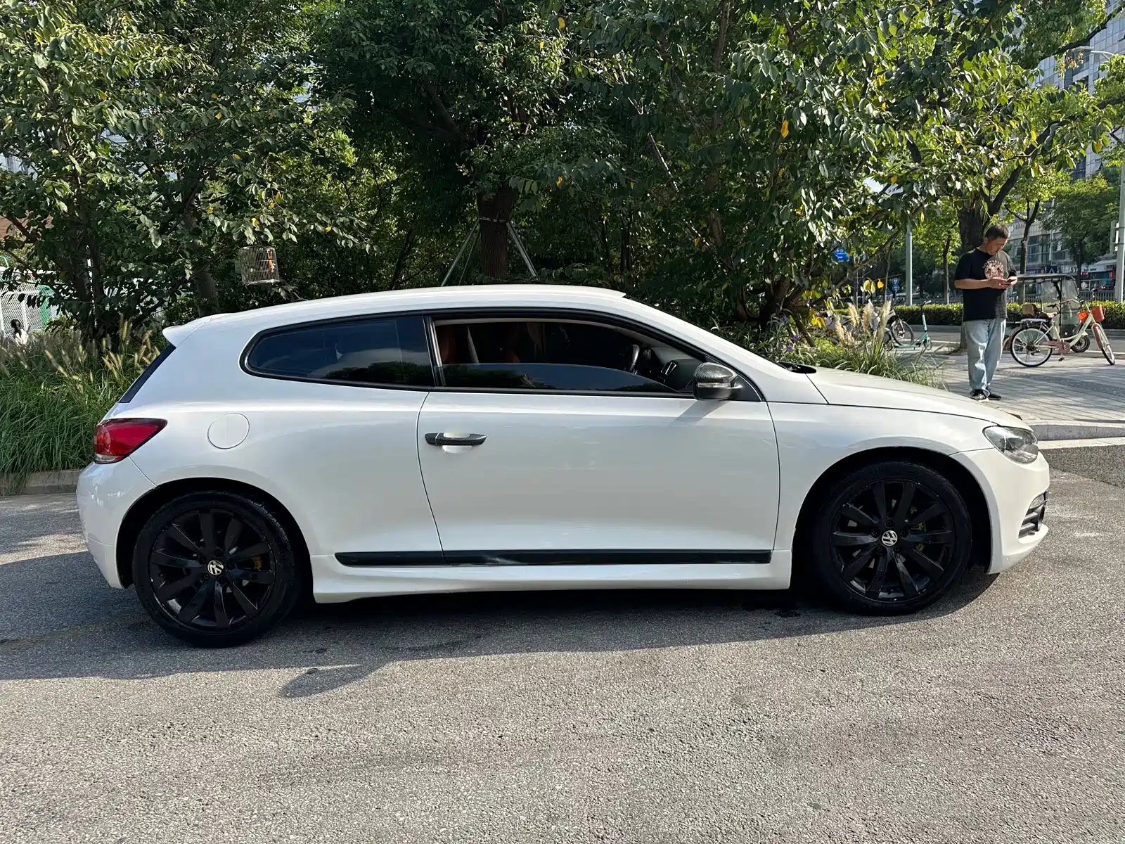 Фото 4 - Volkswagen Scirocco