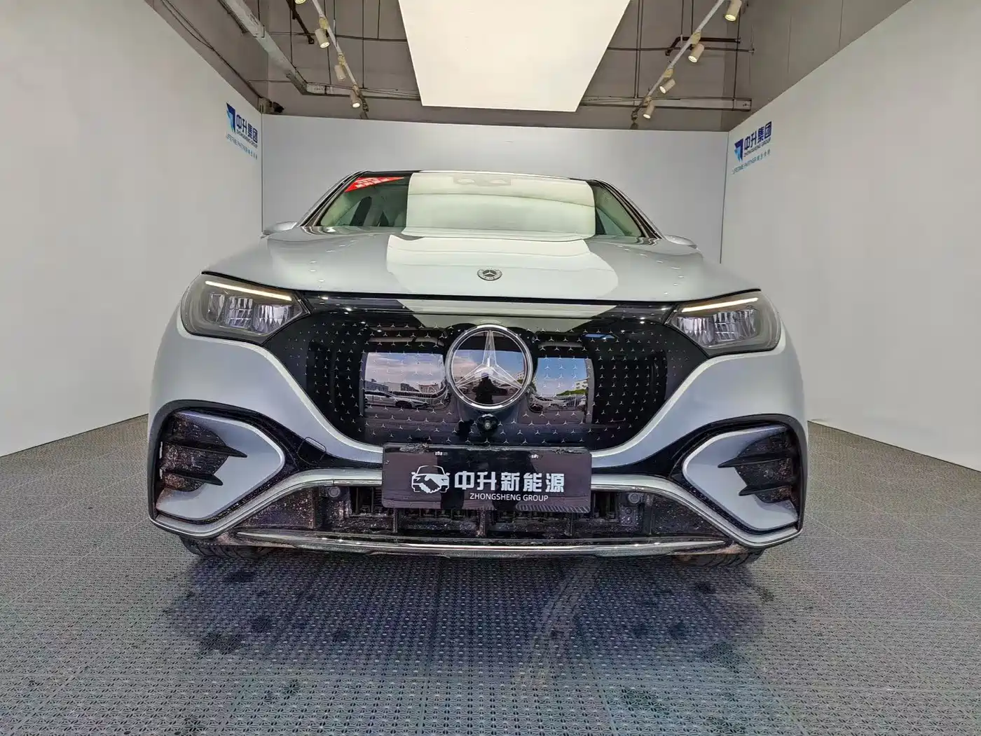Mercedes-Benz EQE SUV 2023 350 4MATIC Luxury Edition фото 2