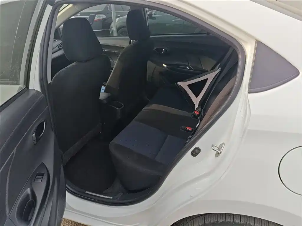 Toyota YARiS L Zhi Xiang 2017 1.5E CVT Charming Edition фото 13