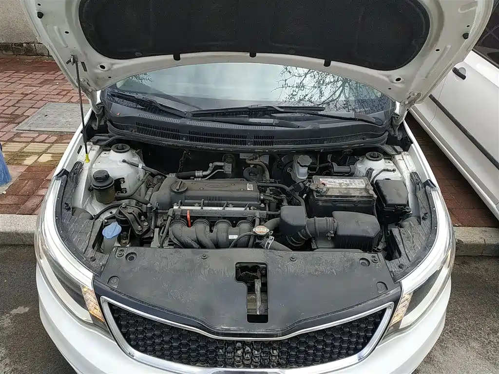 Kia K2 2015 Sedan 1.4L MT GLS фото 20