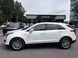 Photo 18 - Cadillac XT5