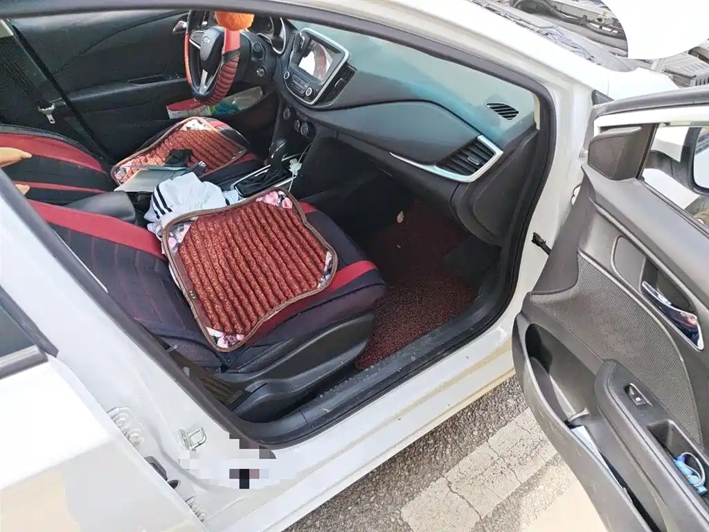 Chevrolet Cavalier 2019 320 Automatic Joy Edition фото 20